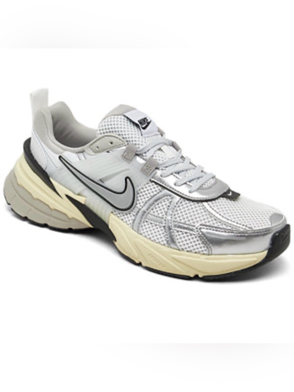 Nike Men’s White, Silver and Cream Mesh Running Sneaker